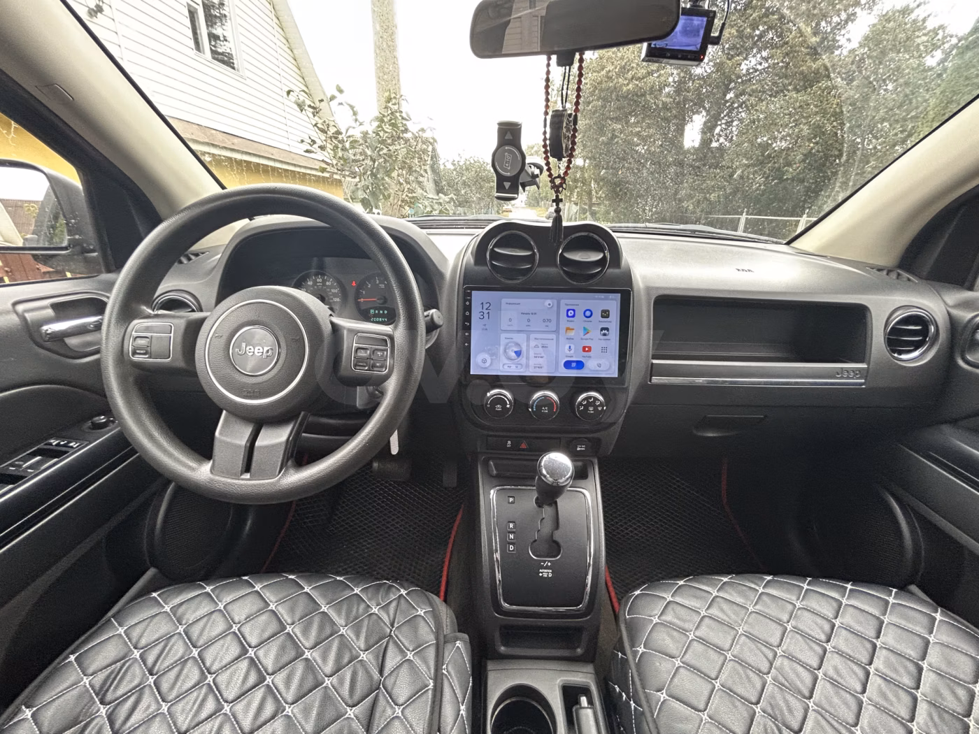Jeep Compass фото 15