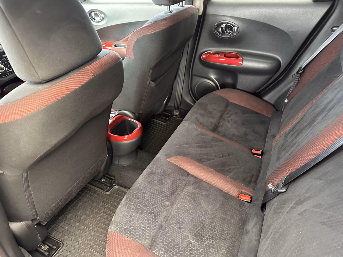Nissan Juke фото 12