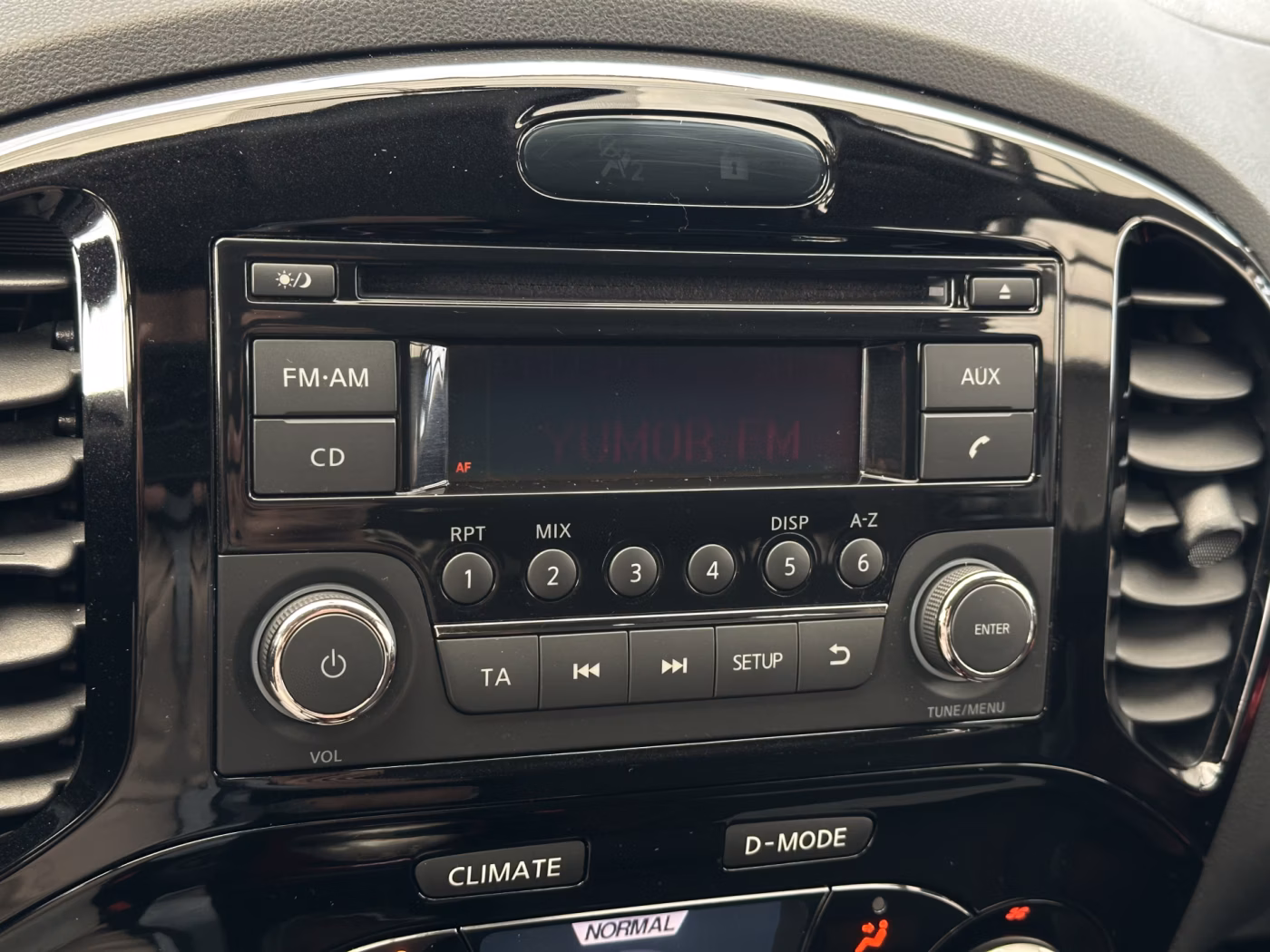 Nissan Juke фото 14
