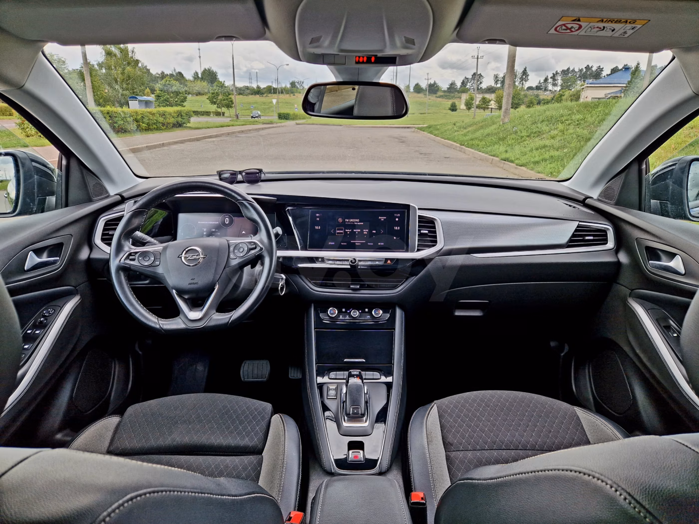 Opel Grandland X фото 2