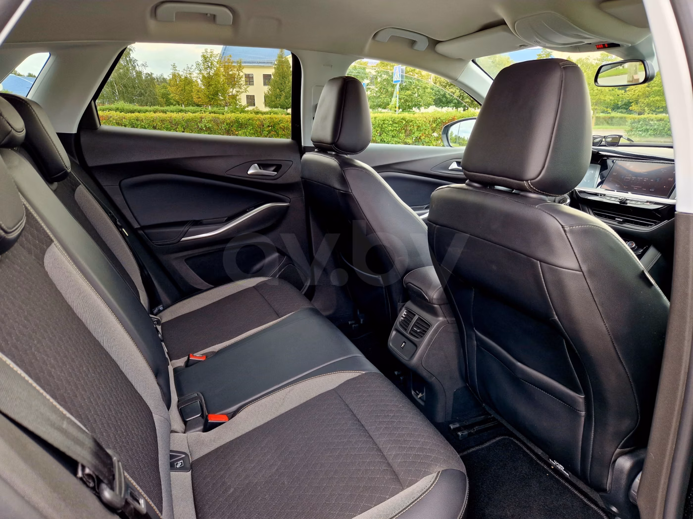 Opel Grandland X фото 13