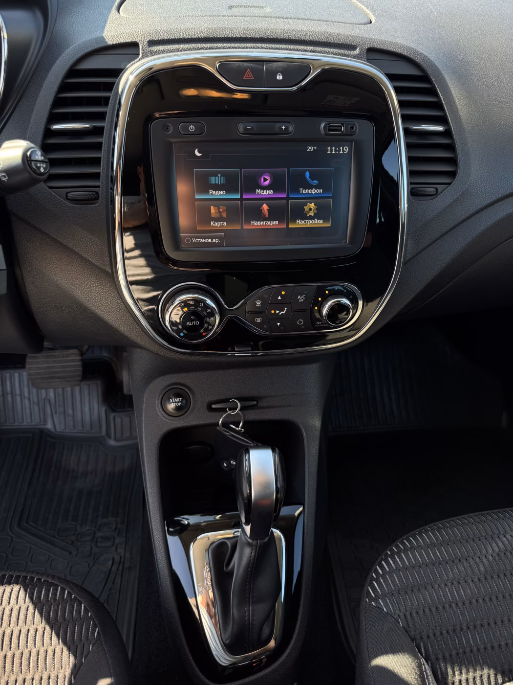 Renault Kaptur фото 10