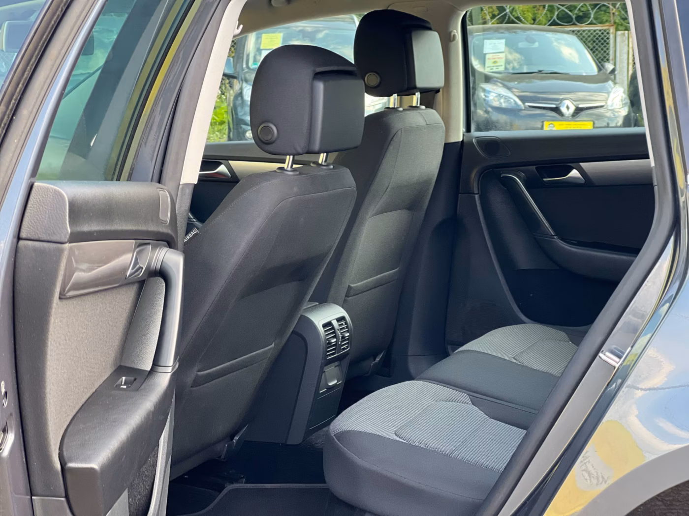 Volkswagen Passat фото 18