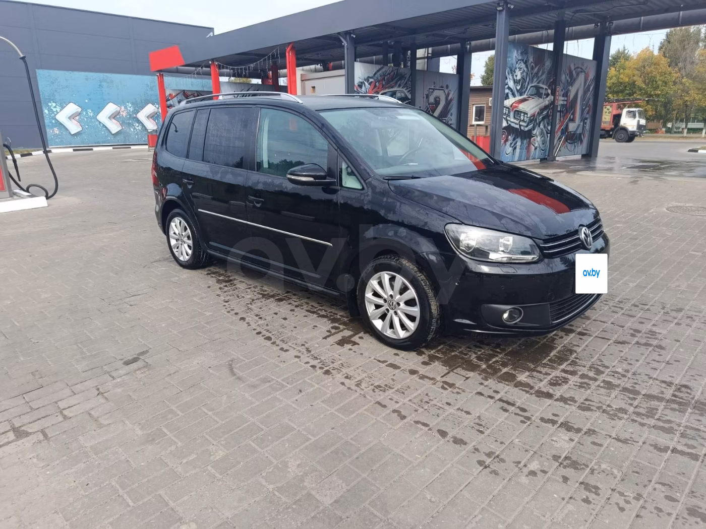 Volkswagen Touran фото 2