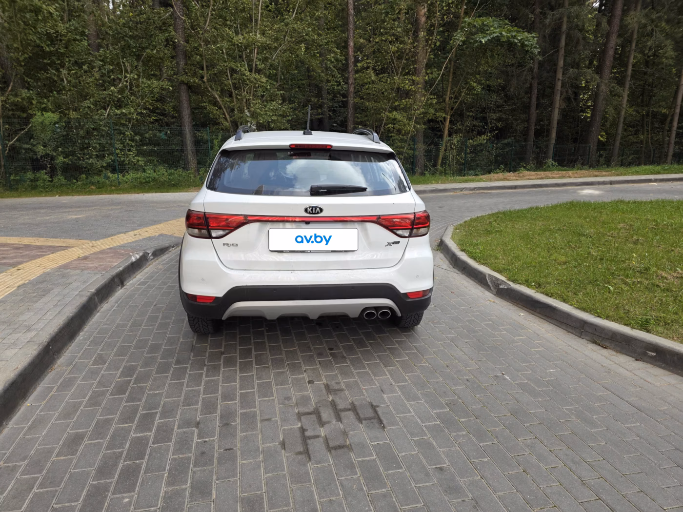 Kia Rio X (X-Line) фото 4
