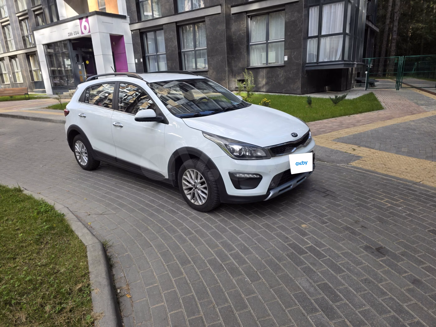 Kia Rio X (X-Line) фото 7