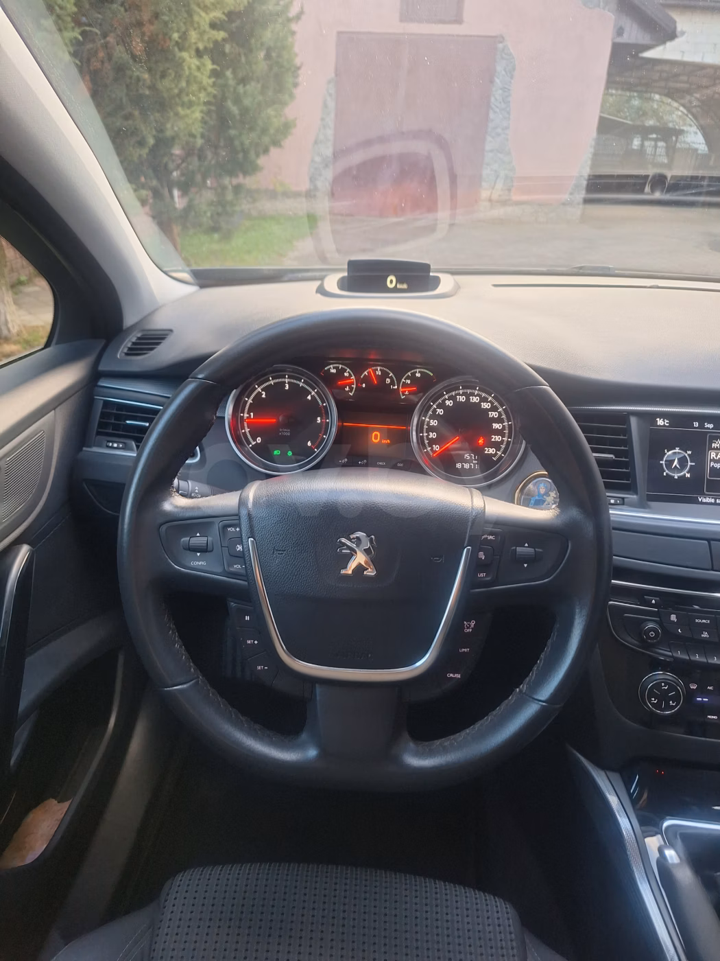 Peugeot 508 фото 8