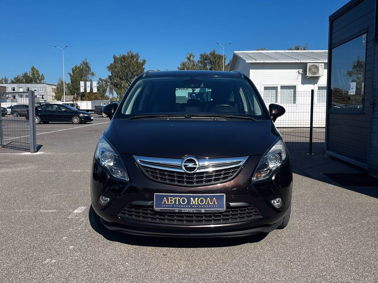 Opel Zafira фото 7