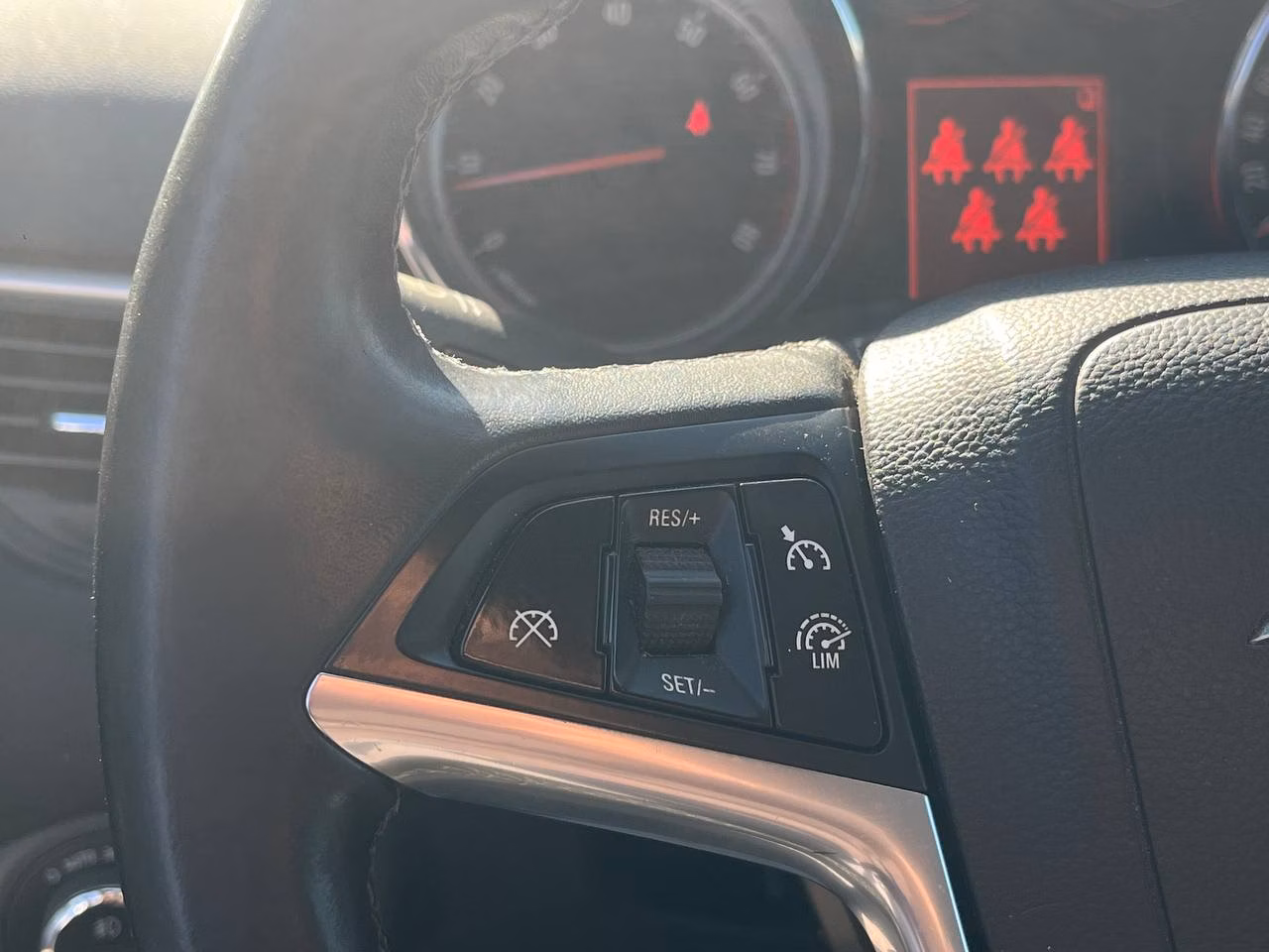 Opel Zafira фото 12