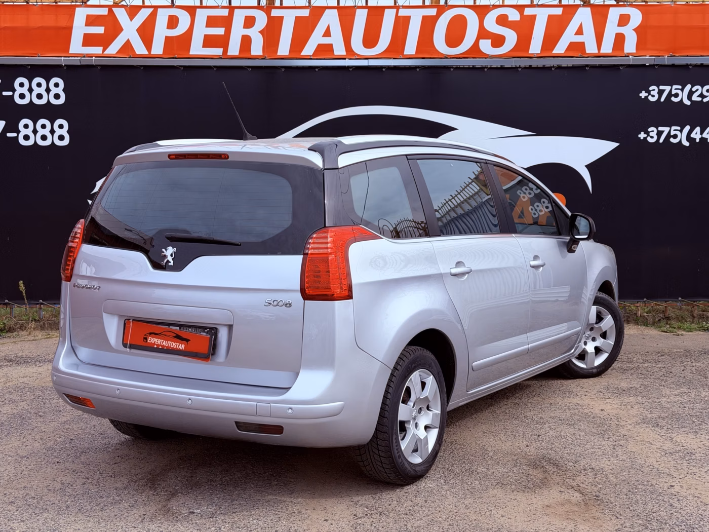Peugeot 5008 фото 5
