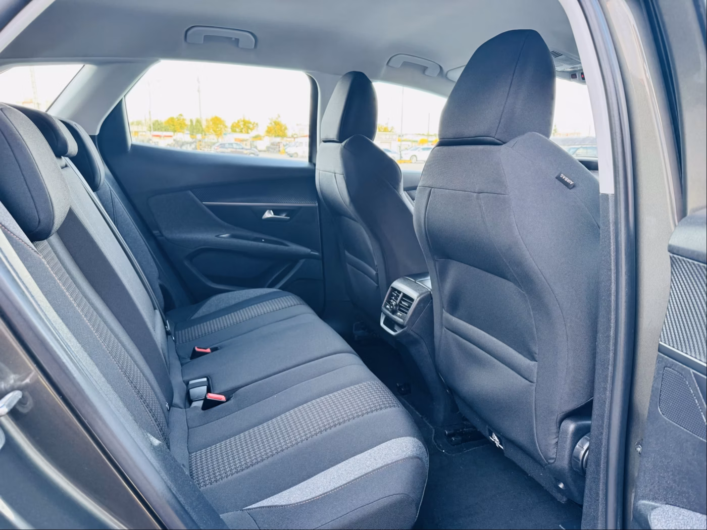 Peugeot 3008 фото 7