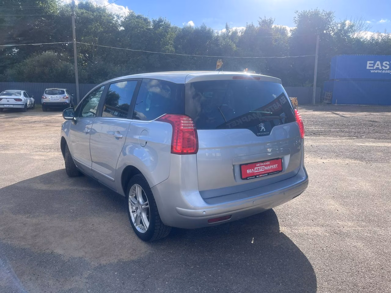 Peugeot 5008 фото 7