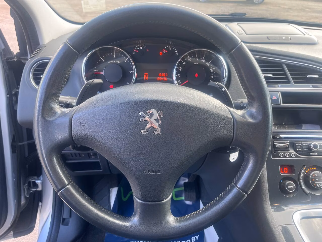 Peugeot 5008 фото 10
