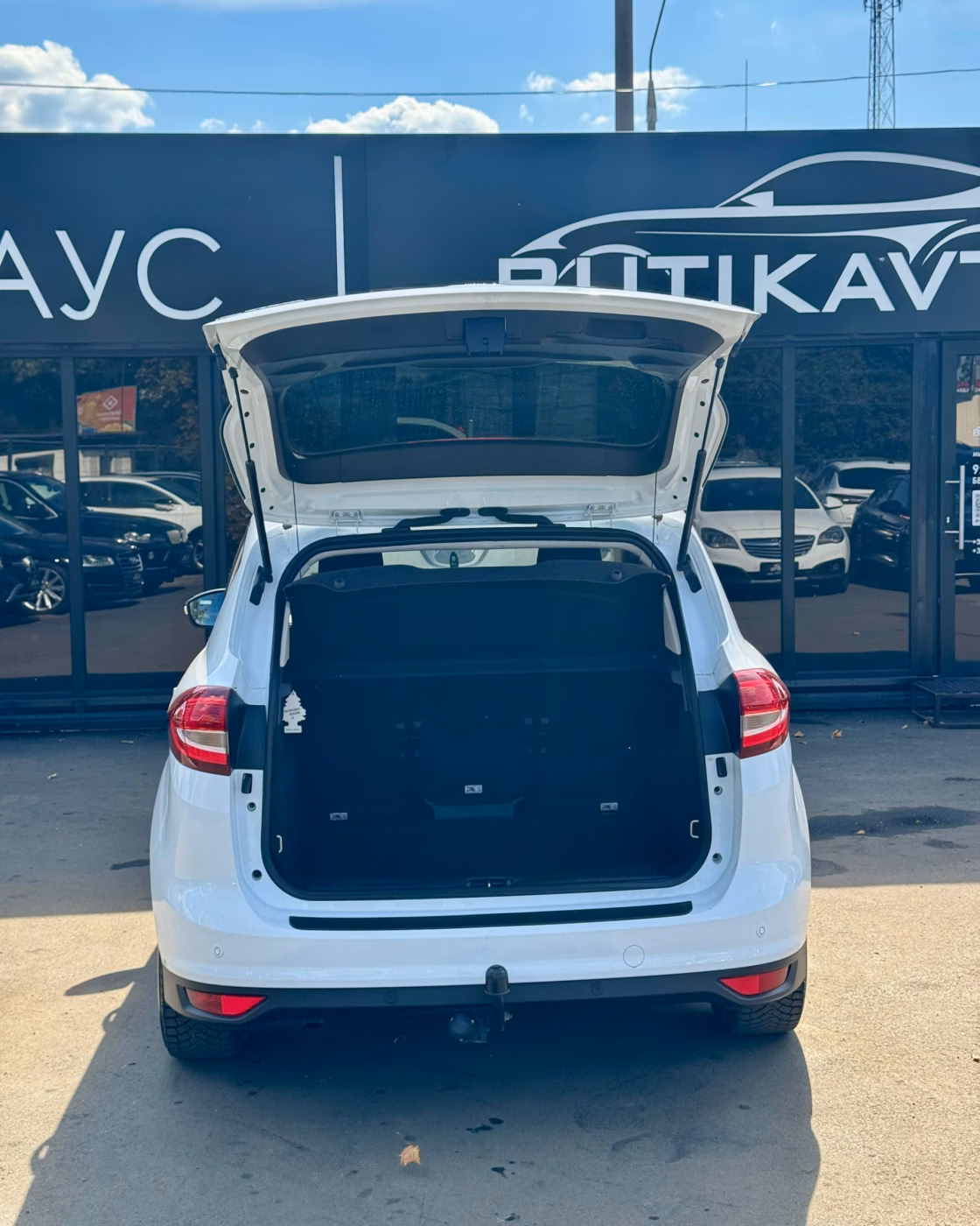 Ford C-MAX фото 10