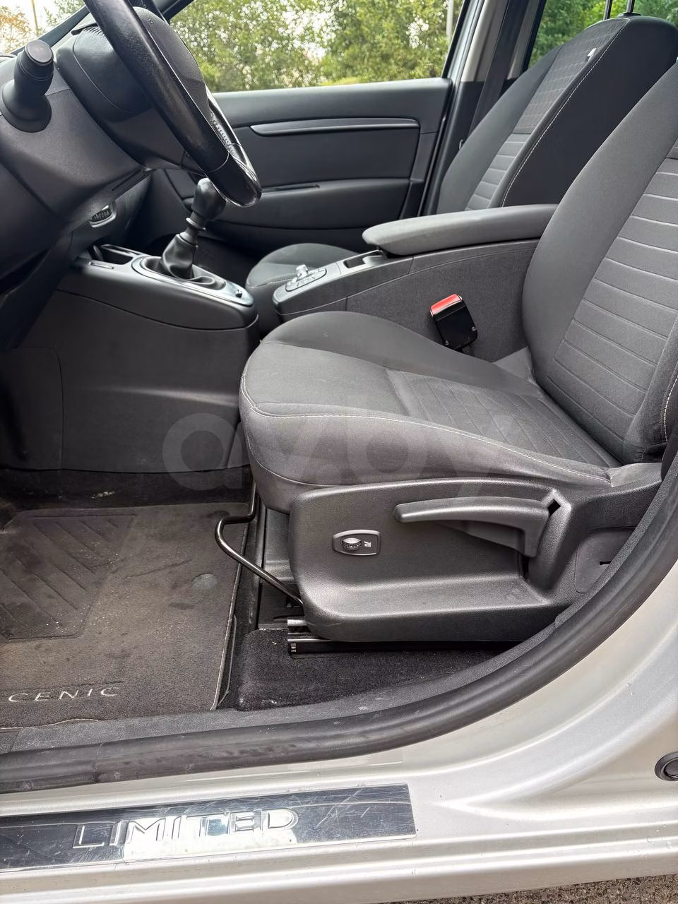 Renault Grand Scenic фото 10