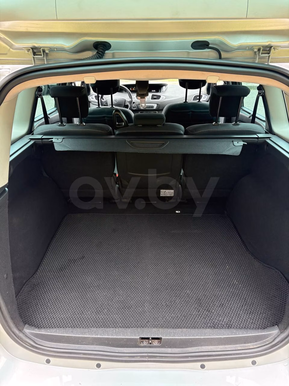 Renault Grand Scenic фото 13