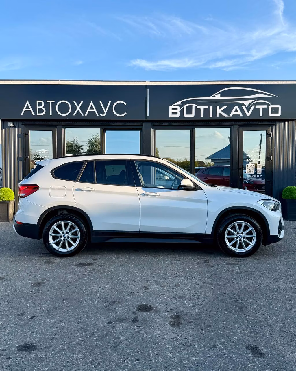 BMW X1 фото 8