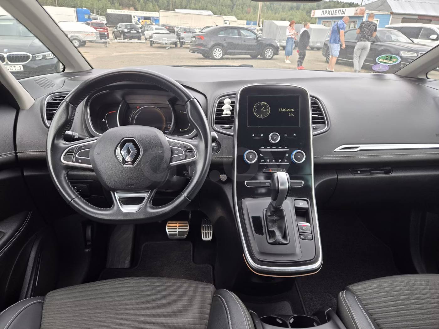 Renault Scenic фото 12