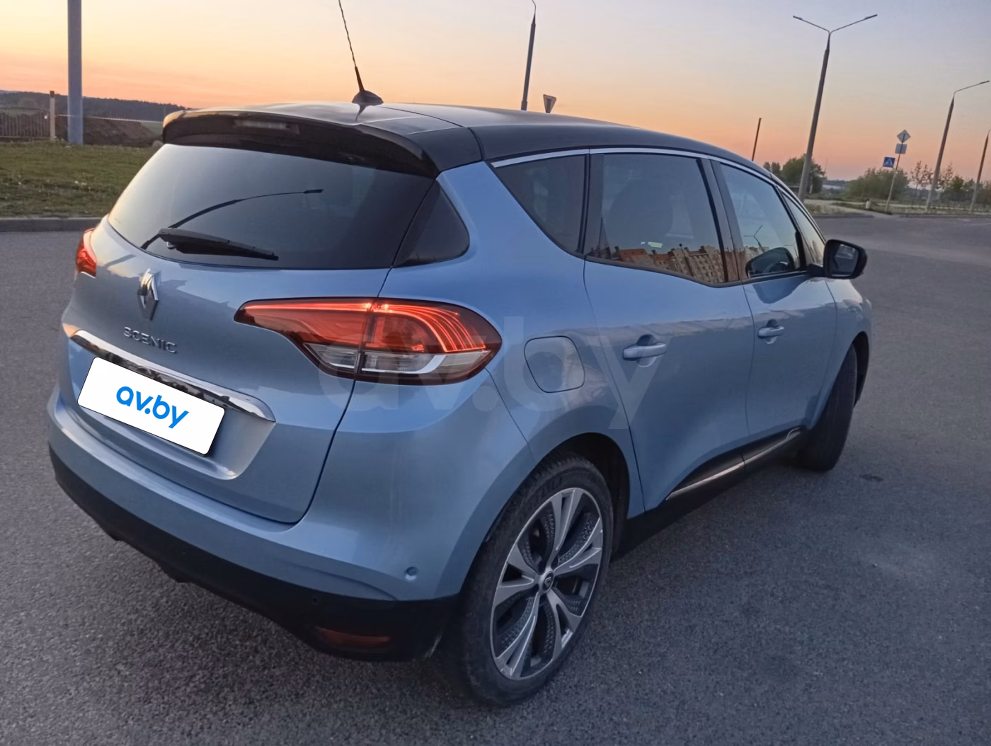 Renault Scenic фото 8