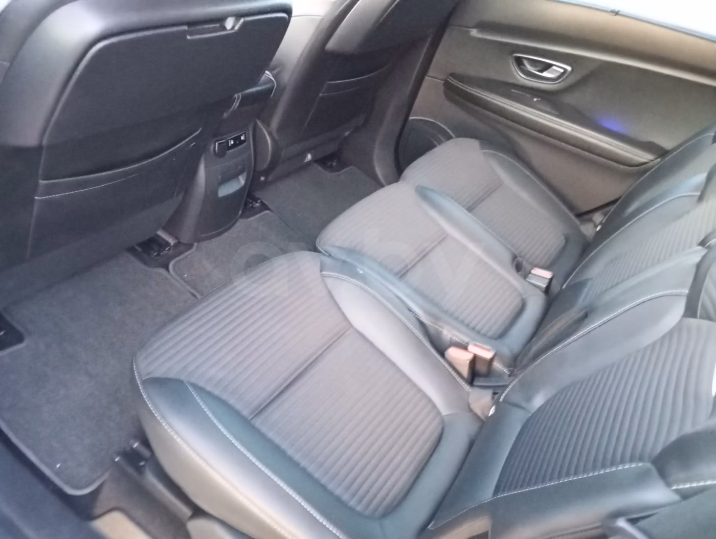 Renault Scenic фото 12