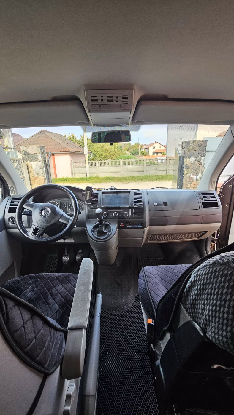 Volkswagen Caravelle фото 4