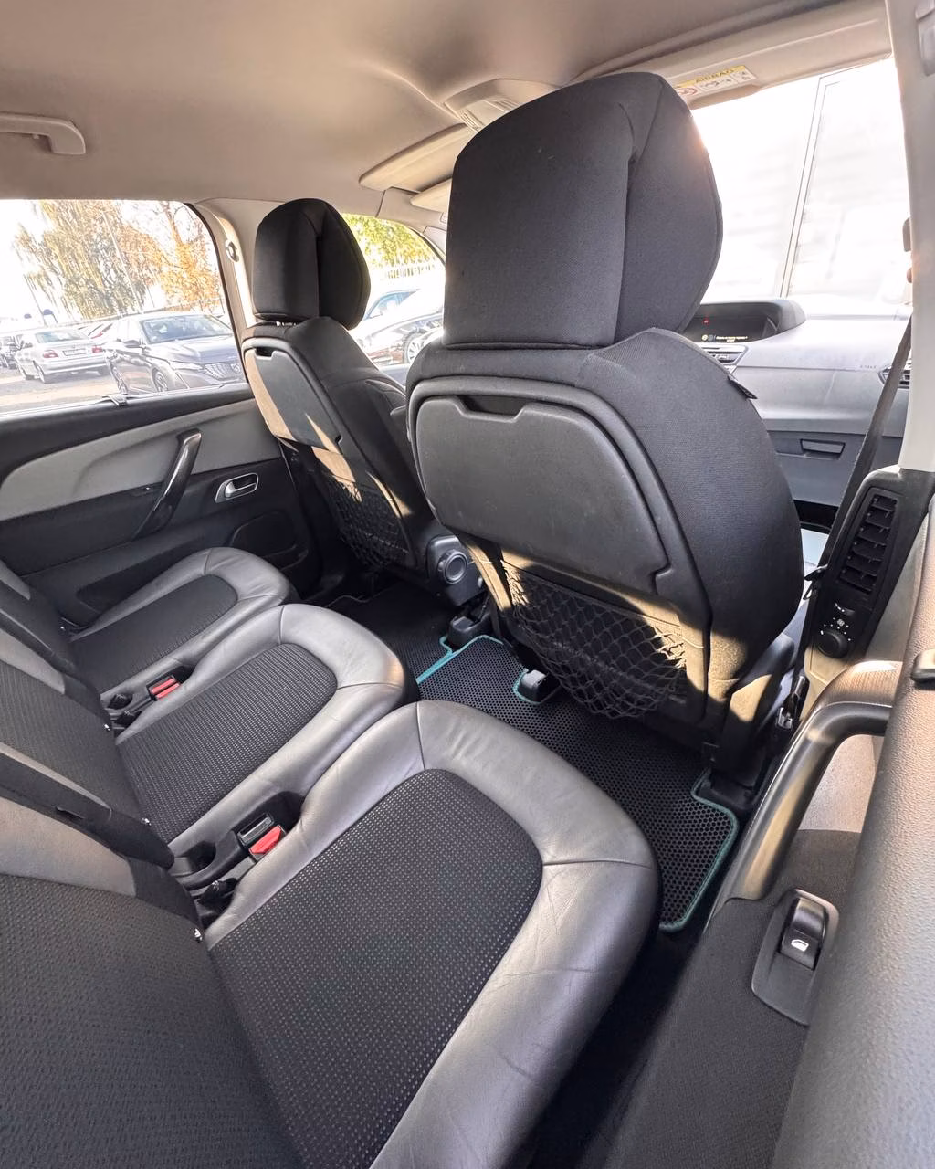 Citroen C4 Picasso фото 12