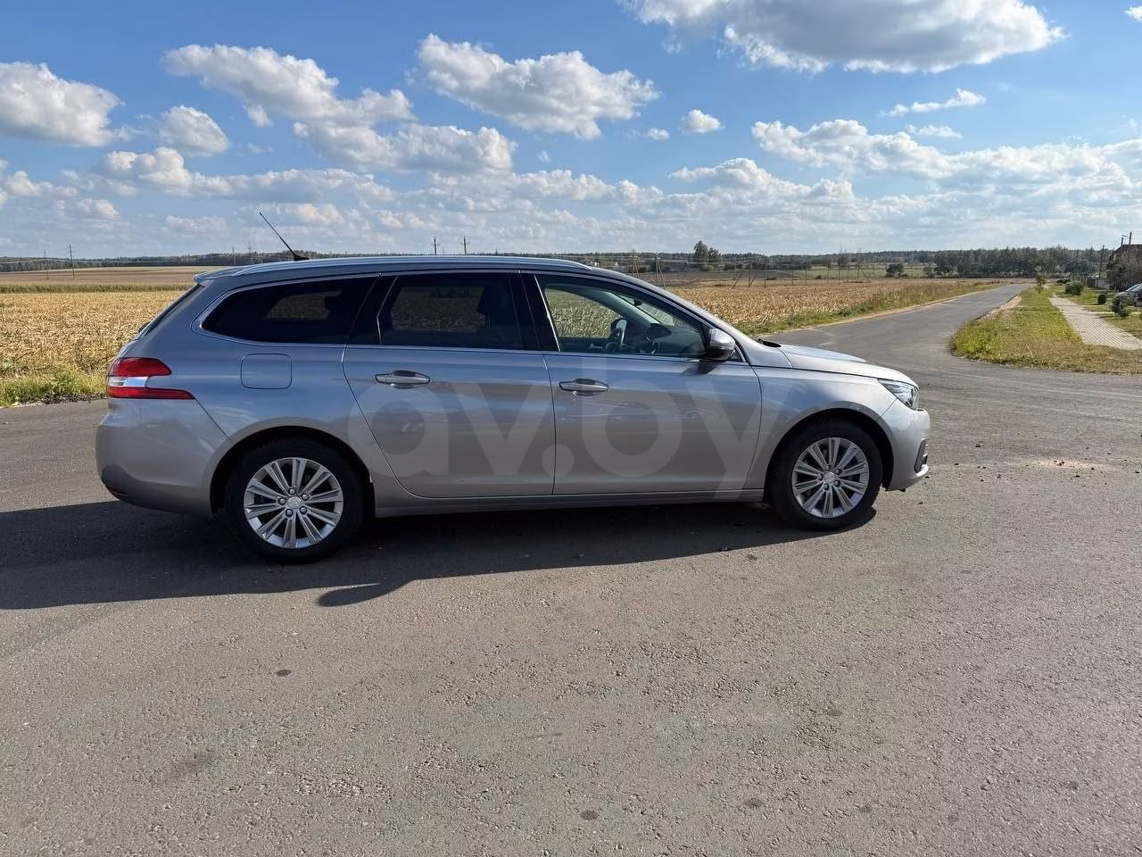 Peugeot 308 фото 8