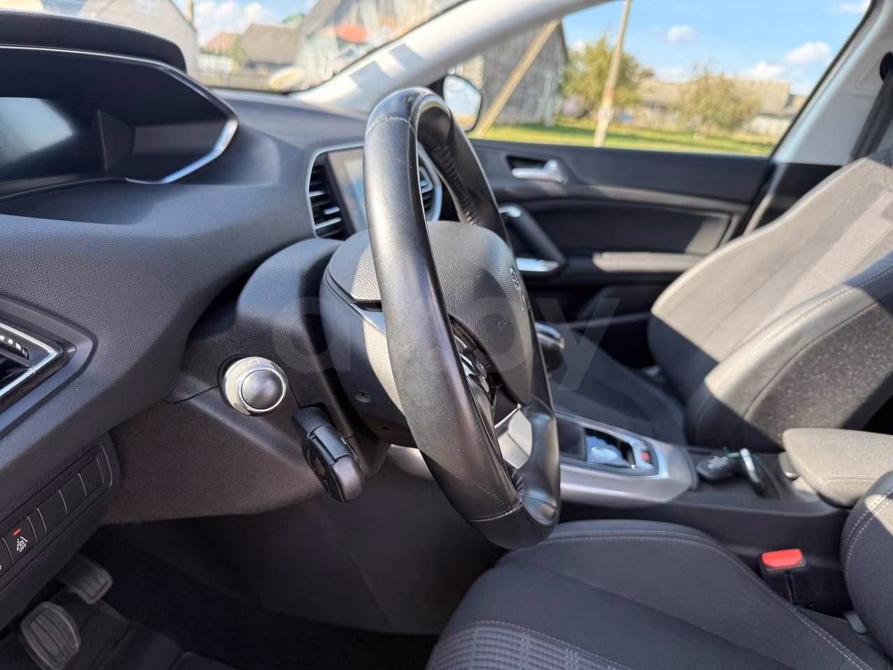 Peugeot 308 фото 16