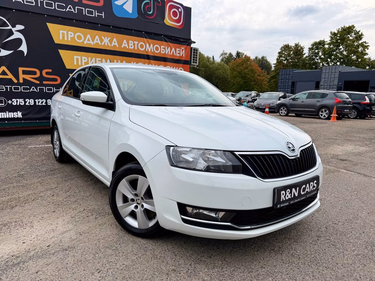 Skoda Rapid фото 2