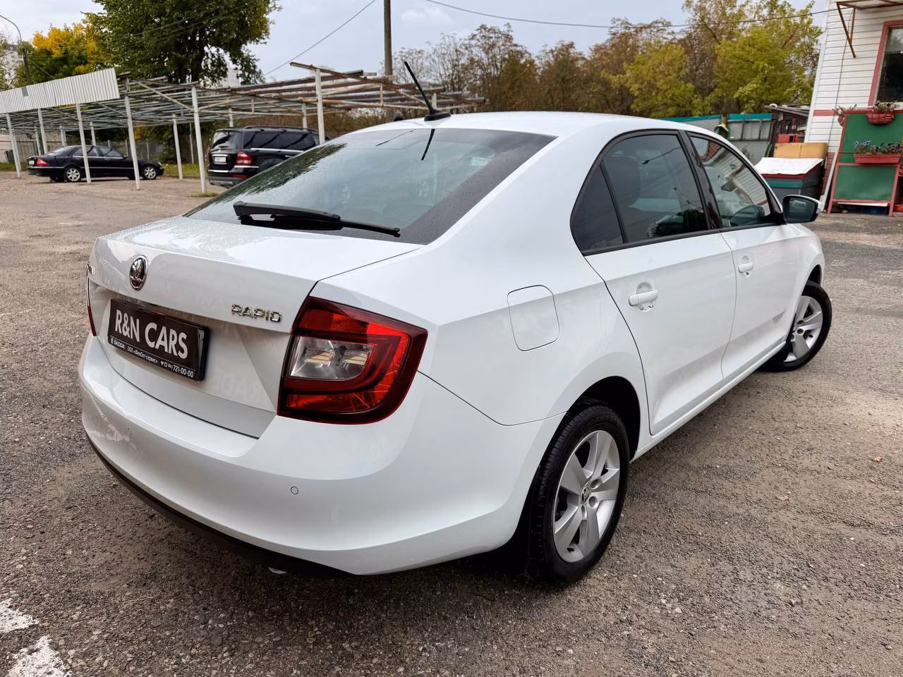 Skoda Rapid фото 11