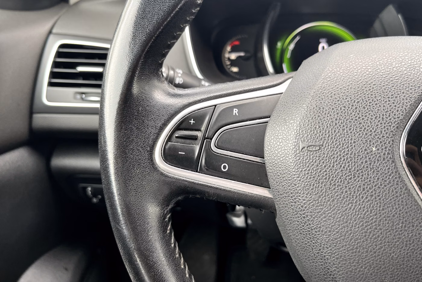 Renault Megane фото 17