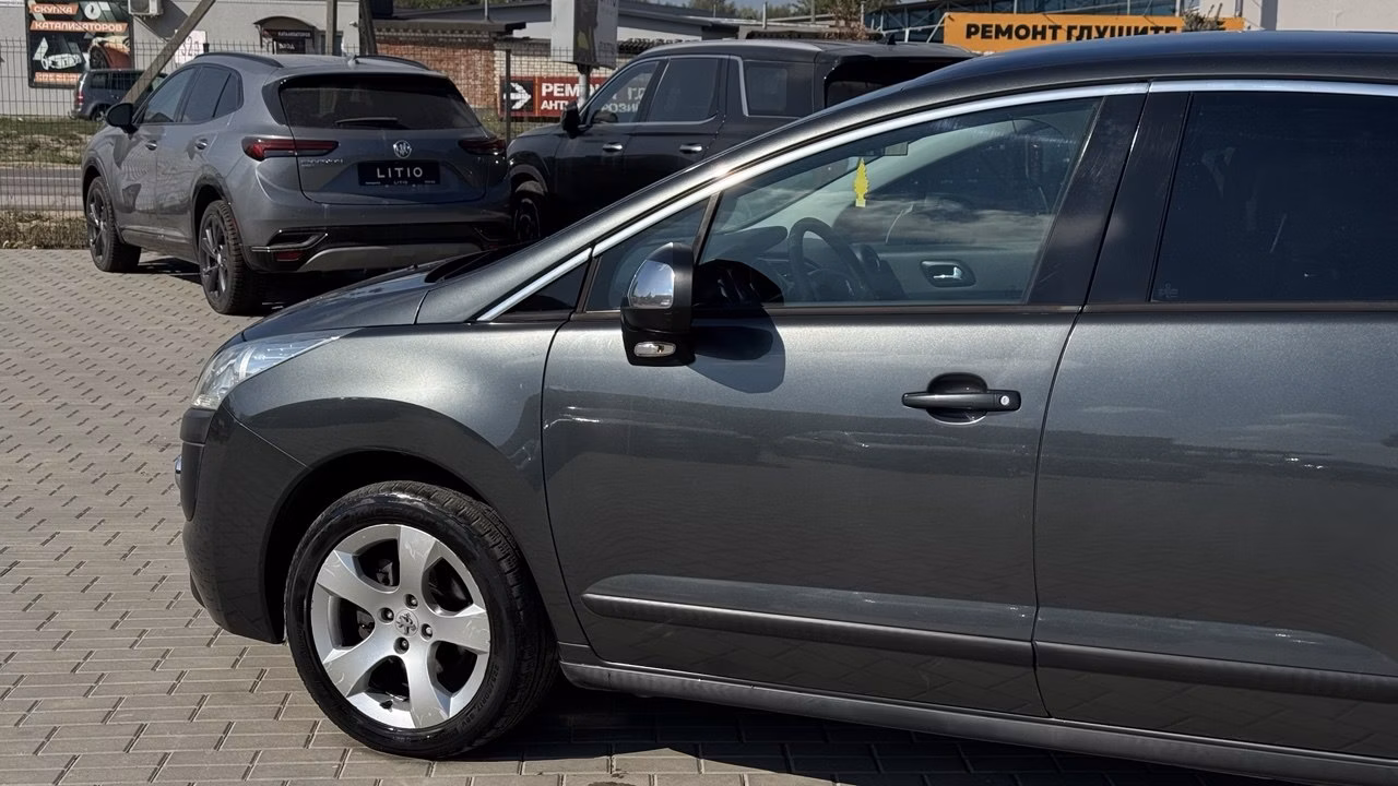 Peugeot 3008 фото 3