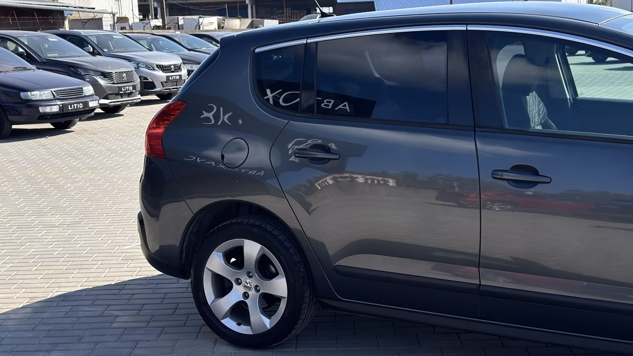 Peugeot 3008 фото 8