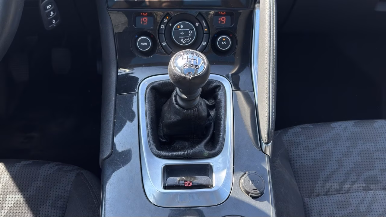 Peugeot 3008 фото 15