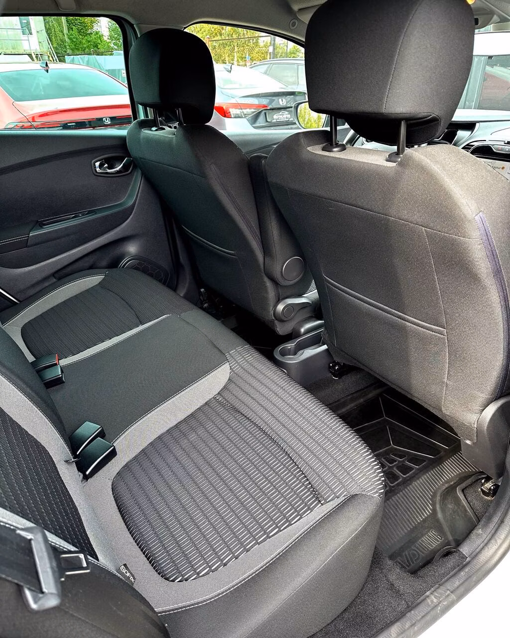 Renault Kaptur фото 13