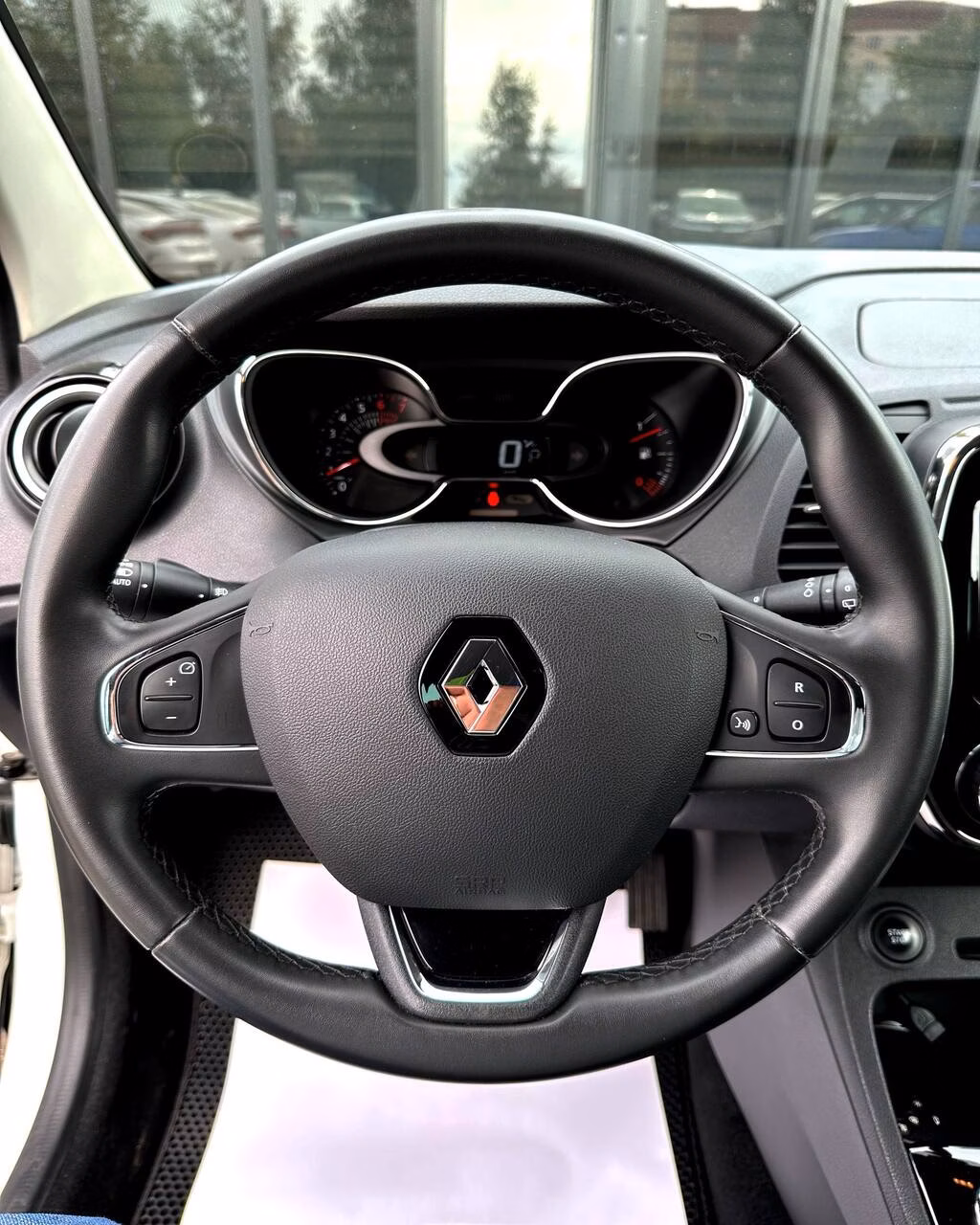 Renault Kaptur фото 15