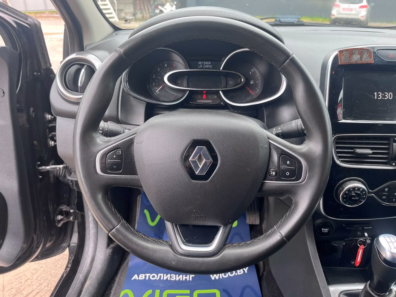 Renault Clio фото 10