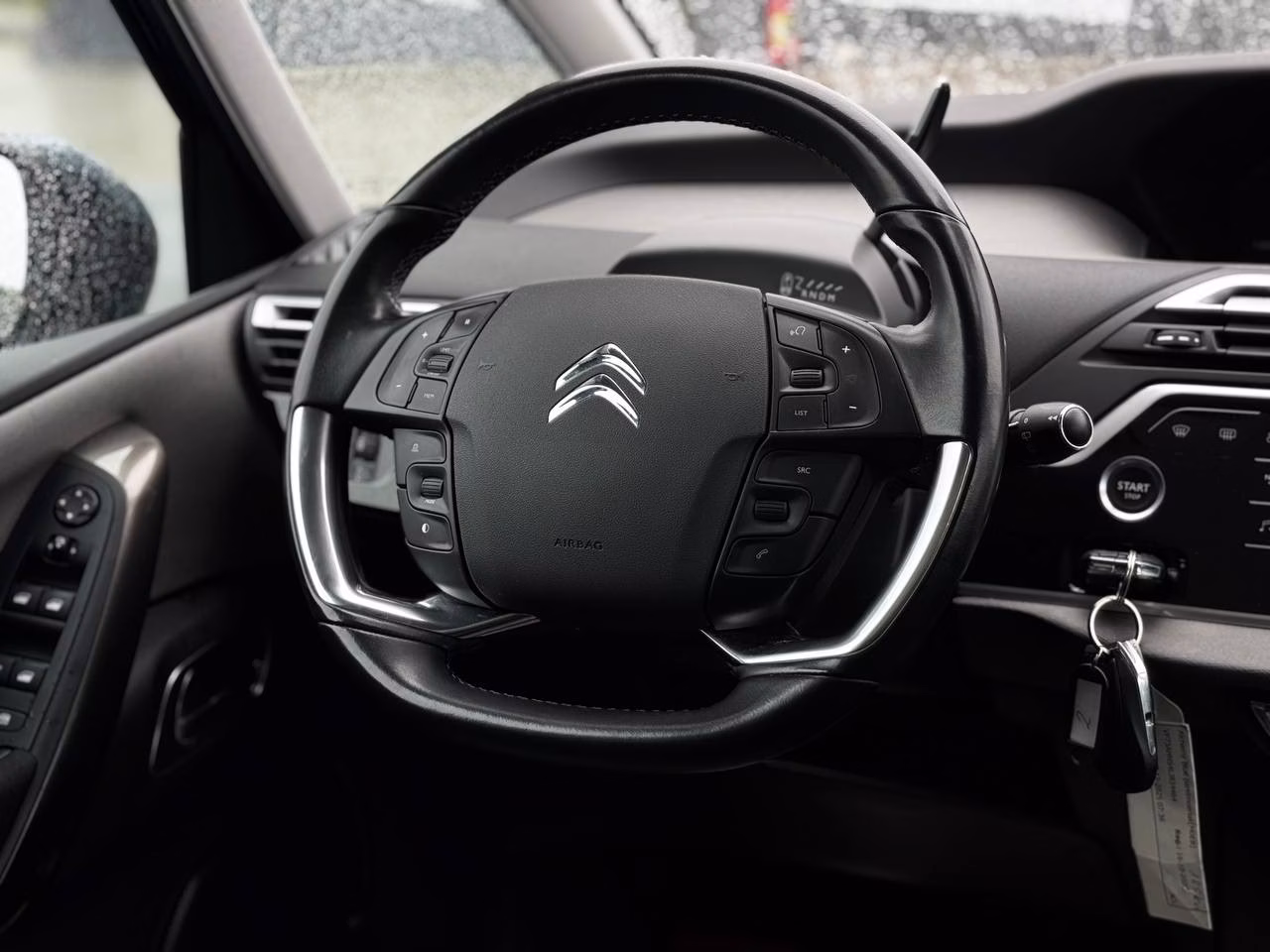Citroen C4 Grand Spacetourer фото 10
