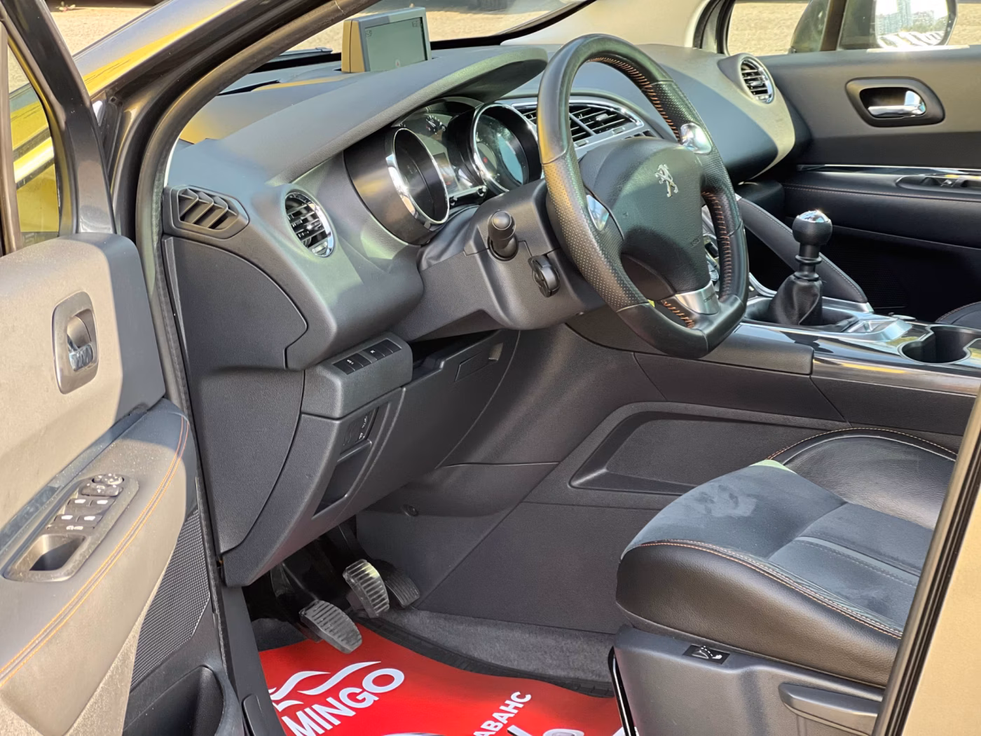 Peugeot 3008 фото 10