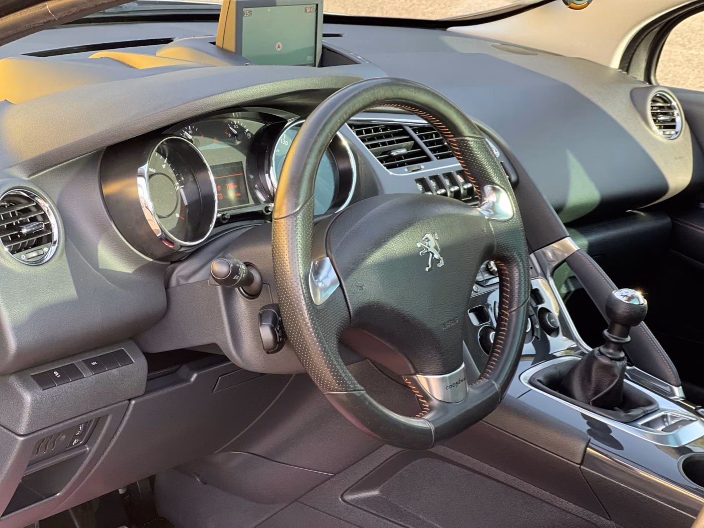 Peugeot 3008 фото 11