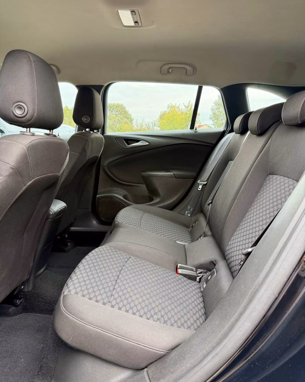 Opel Astra фото 11