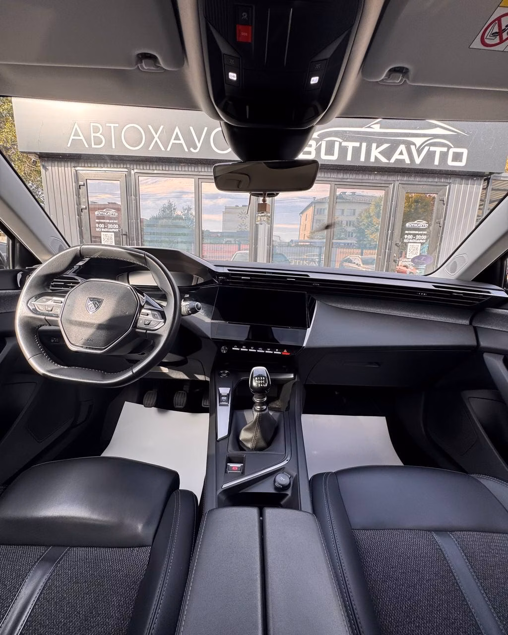 Peugeot 308 фото 13