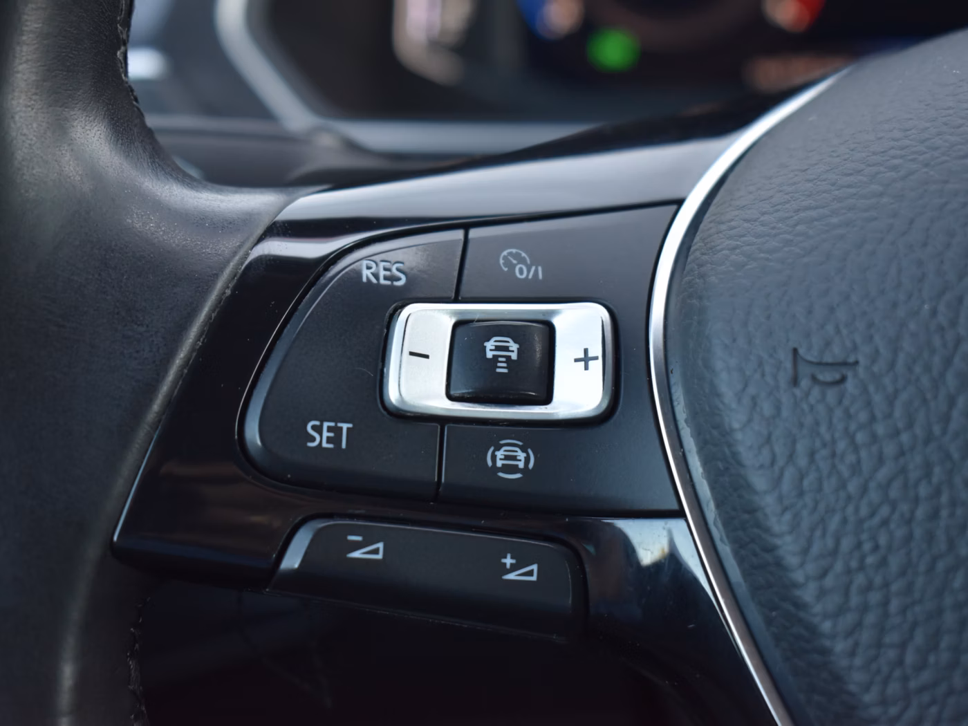 Volkswagen Tiguan фото 17