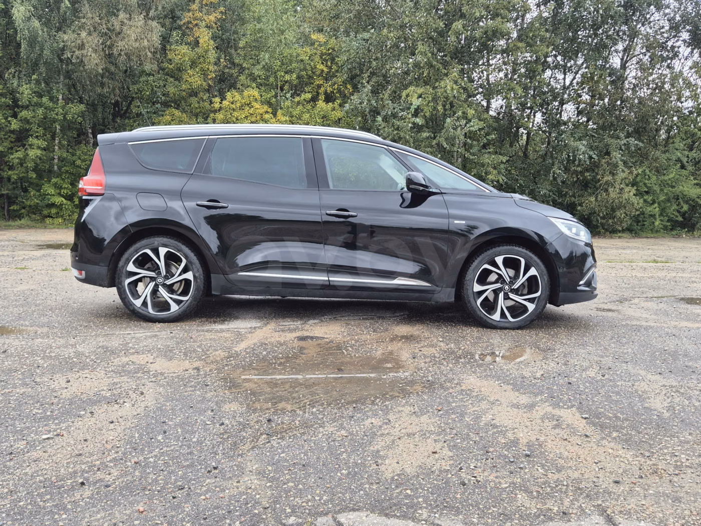 Renault Grand Scenic фото 19