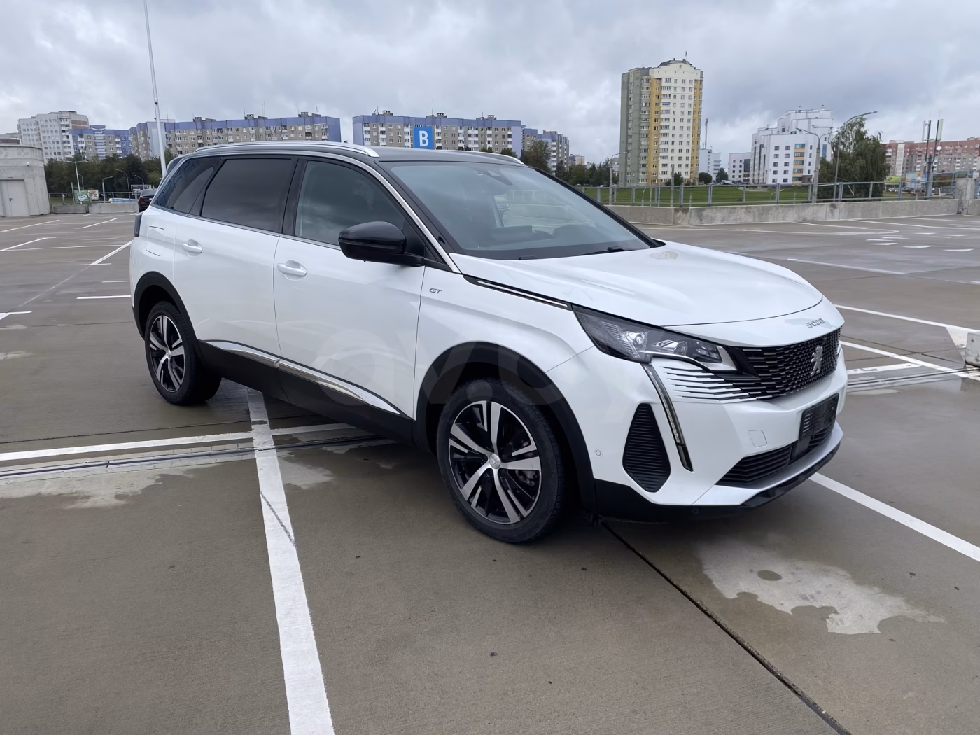 Peugeot 5008 фото 2