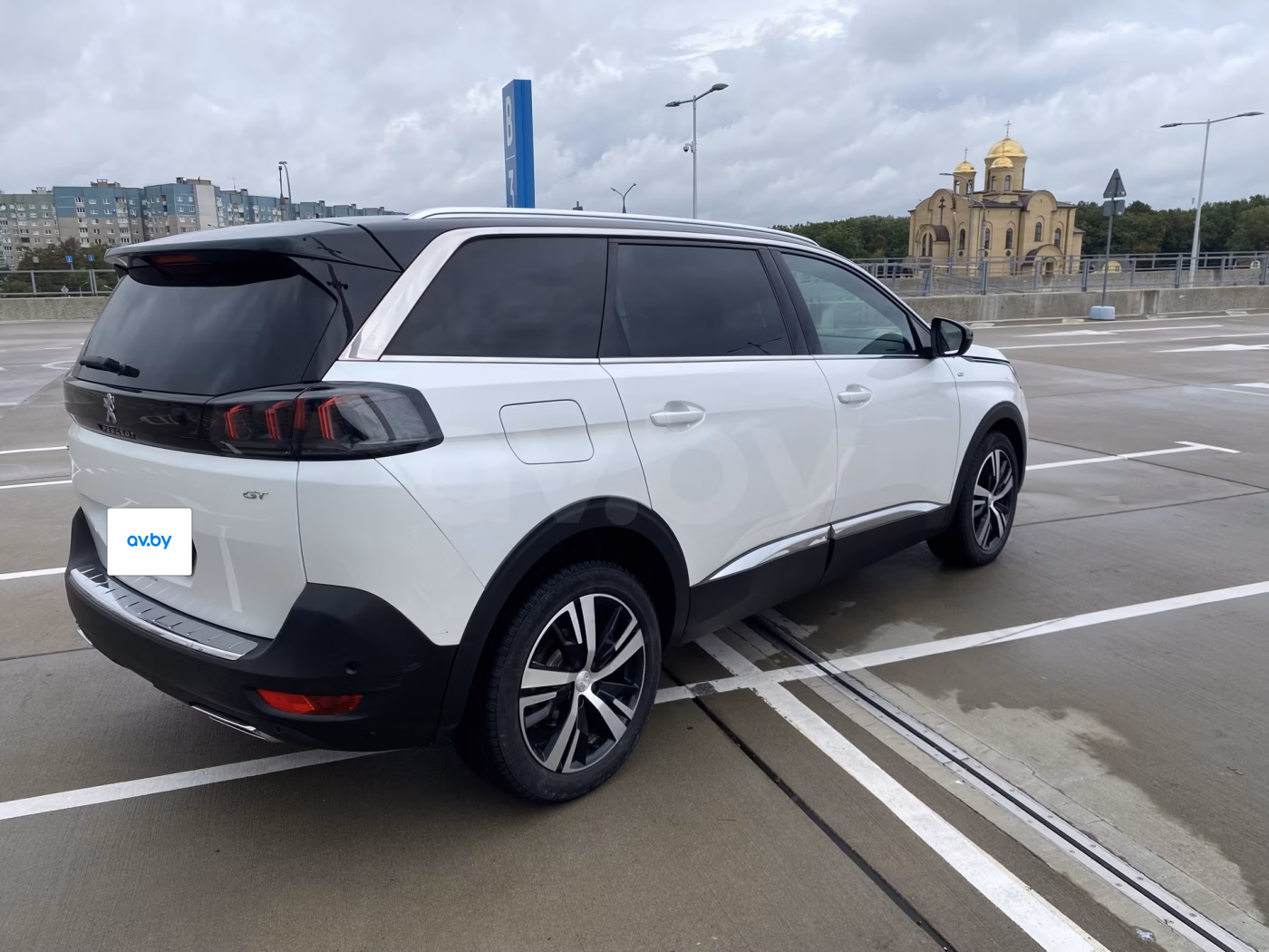 Peugeot 5008 фото 4