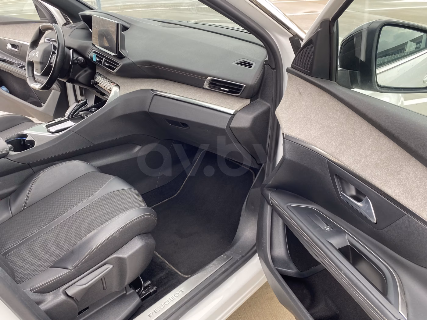 Peugeot 5008 фото 15