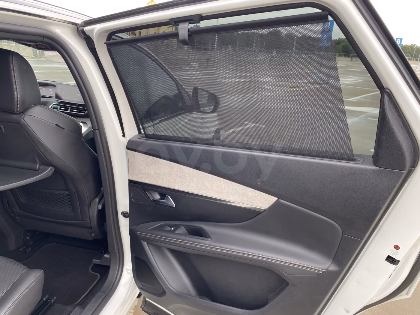 Peugeot 5008 фото 17