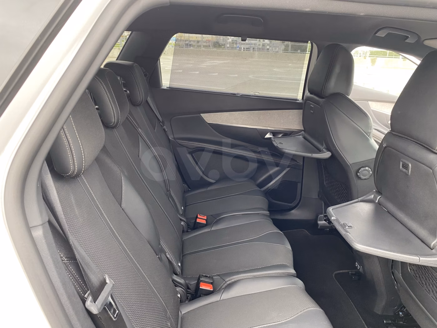 Peugeot 5008 фото 20