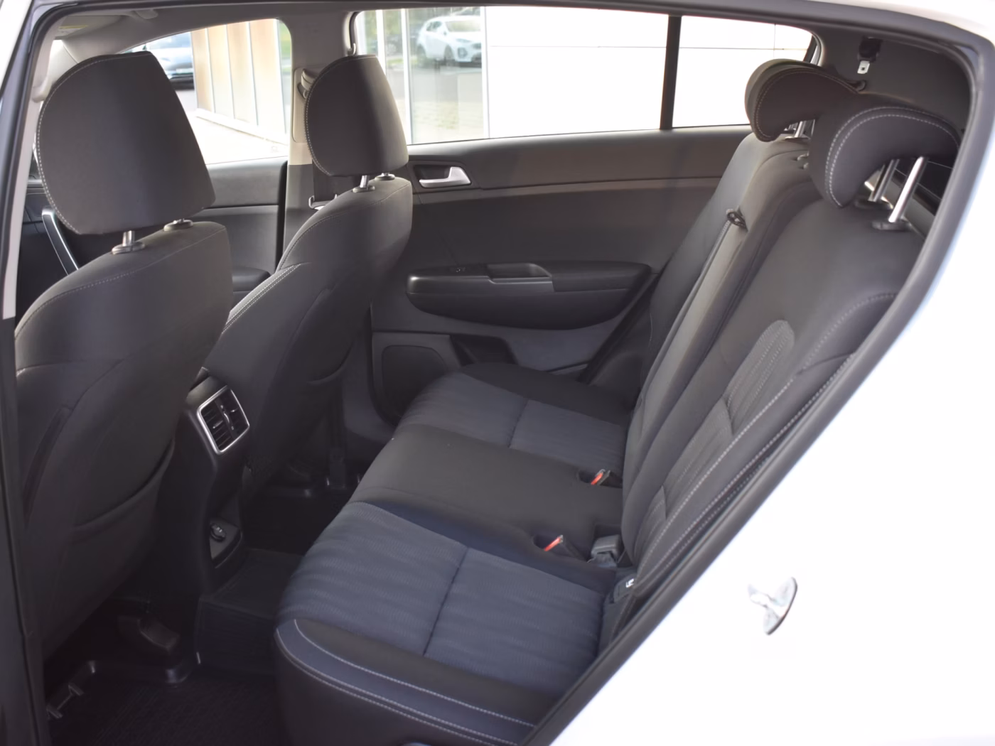 Kia Sportage фото 10